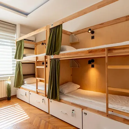 Cabbage Hostel Belgrad Exterior foto