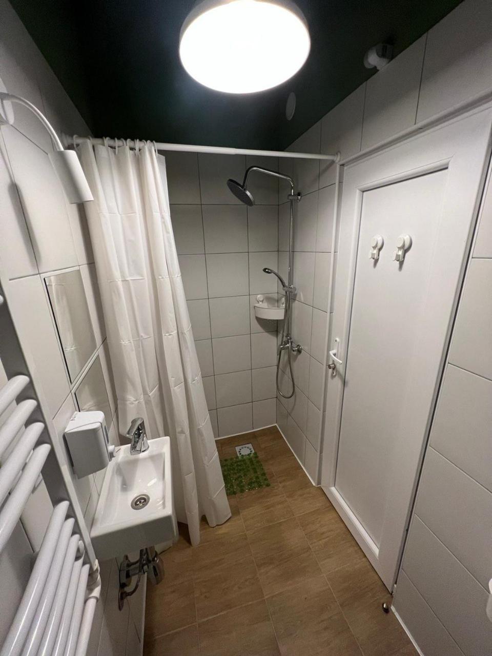Hostel Cabbage *